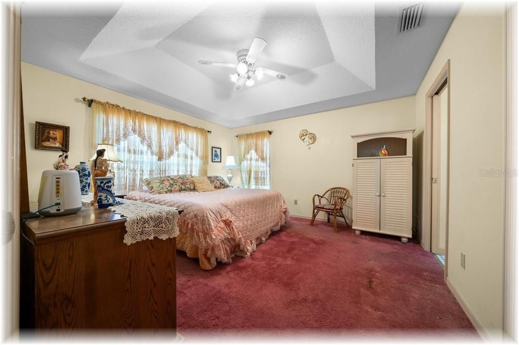En Venta: $289,900 (3 camas, 2 baños, 1579 Pies cuadrados)