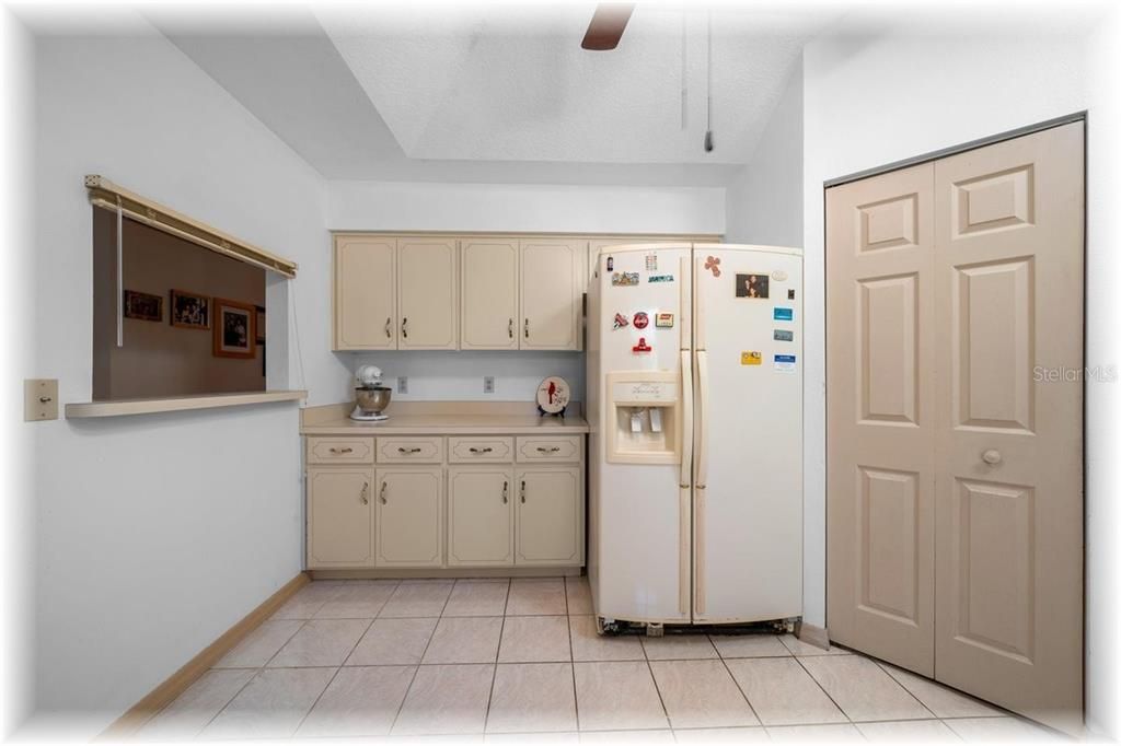 En Venta: $289,900 (3 camas, 2 baños, 1579 Pies cuadrados)