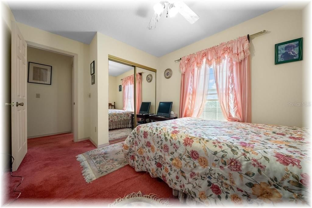 En Venta: $289,900 (3 camas, 2 baños, 1579 Pies cuadrados)
