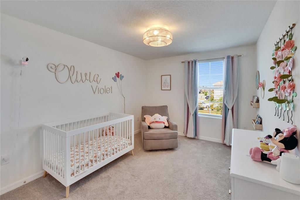 For Sale: $347,500 (4 beds, 2 baths, 2328 Square Feet)