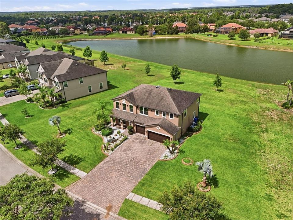 For Sale: $915,000 (5 beds, 3 baths, 3268 Square Feet)