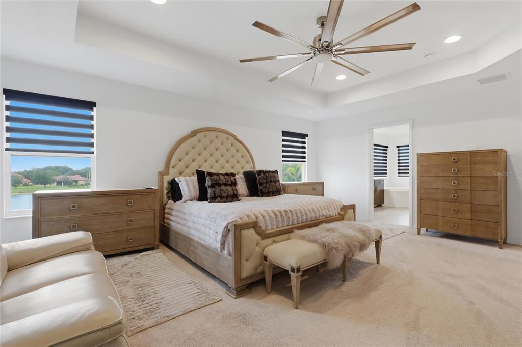 For Sale: $915,000 (5 beds, 3 baths, 3268 Square Feet)