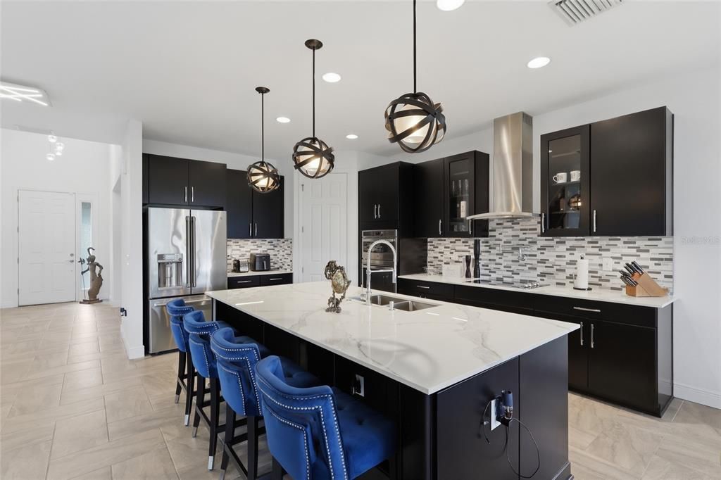 For Sale: $915,000 (5 beds, 3 baths, 3268 Square Feet)