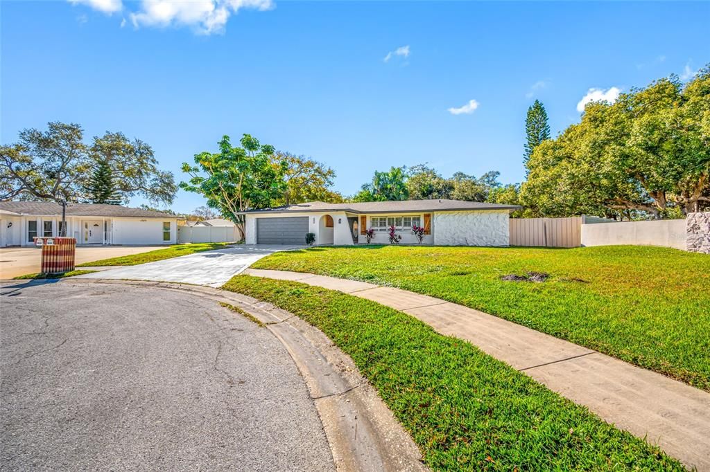 For Rent: $5,000 (4 beds, 2 baths, 2100 Square Feet)