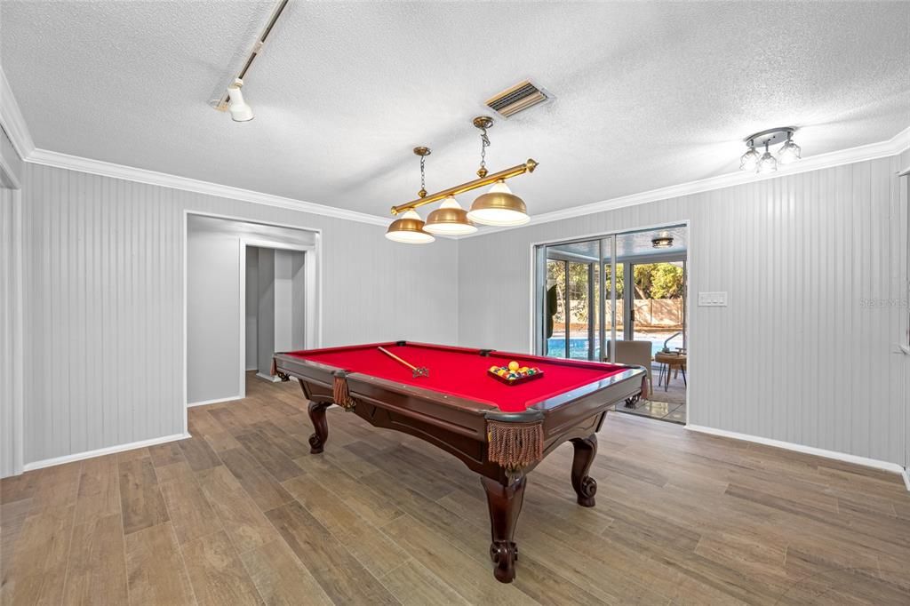 For Rent: $5,000 (4 beds, 2 baths, 2100 Square Feet)
