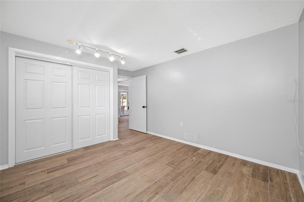 For Rent: $5,000 (4 beds, 2 baths, 2100 Square Feet)
