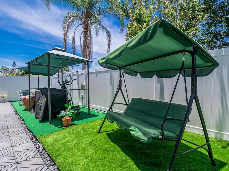 For Sale: $489,900 (4 beds, 2 baths, 1822 Square Feet)