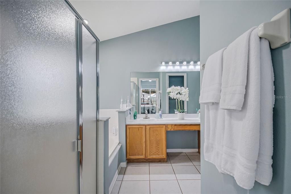 For Sale: $489,900 (4 beds, 2 baths, 1822 Square Feet)