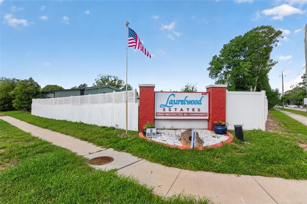 For Sale: $149,900 (2 beds, 2 baths, 840 Square Feet)