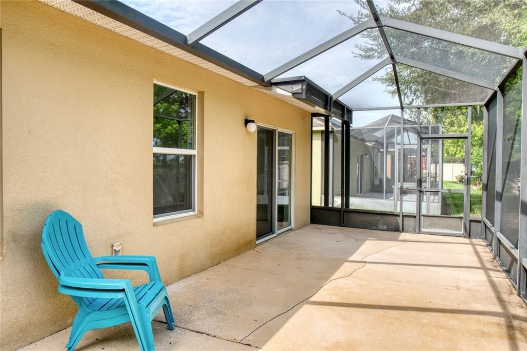 For Rent: $2,100 (4 beds, 2 baths, 1842 Square Feet)