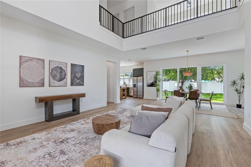 En Venta: $798,000 (4 camas, 3 baños, 2506 Pies cuadrados)