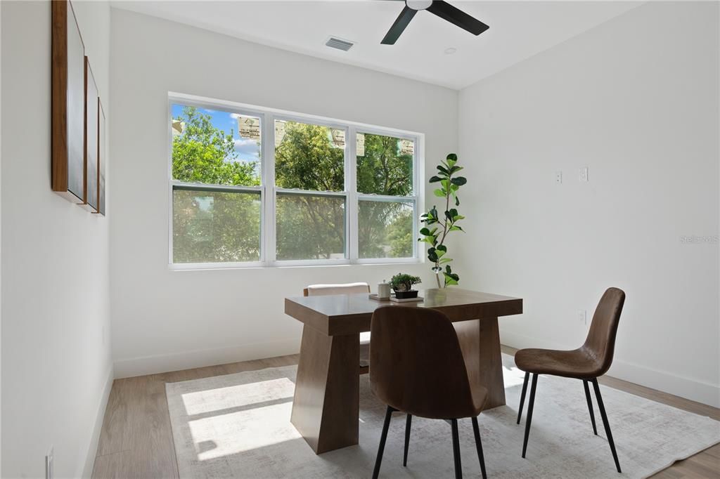 En Venta: $798,000 (4 camas, 3 baños, 2506 Pies cuadrados)