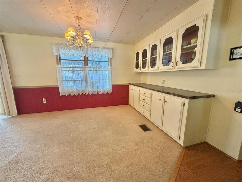 Active With Contract: $69,000 (2 beds, 2 baths, 1344 Square Feet)
