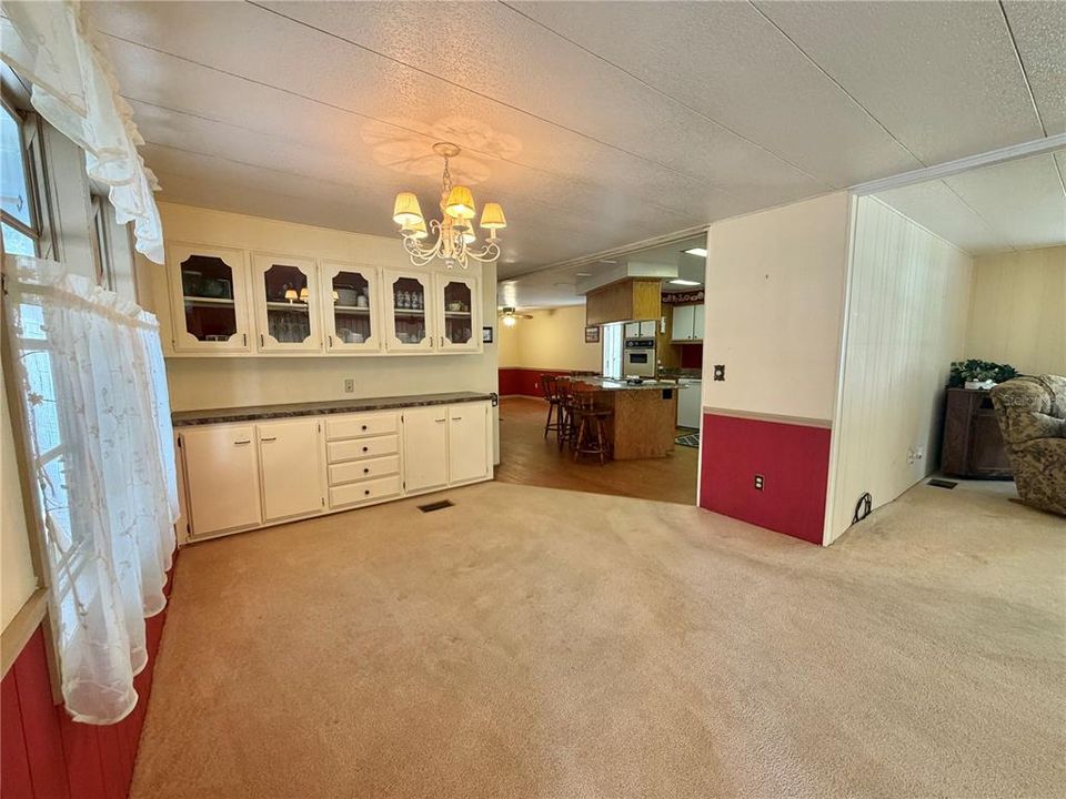 Active With Contract: $69,000 (2 beds, 2 baths, 1344 Square Feet)