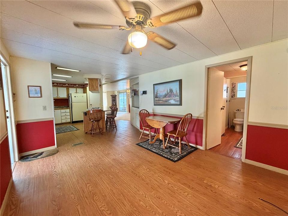Active With Contract: $69,000 (2 beds, 2 baths, 1344 Square Feet)