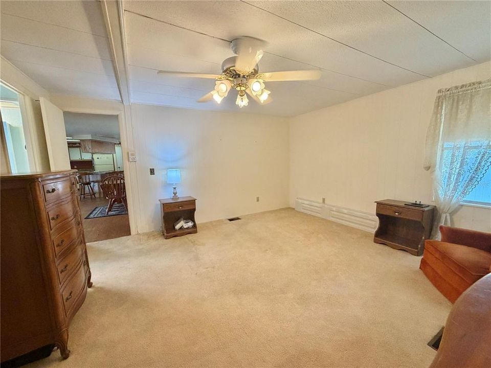 Active With Contract: $69,000 (2 beds, 2 baths, 1344 Square Feet)