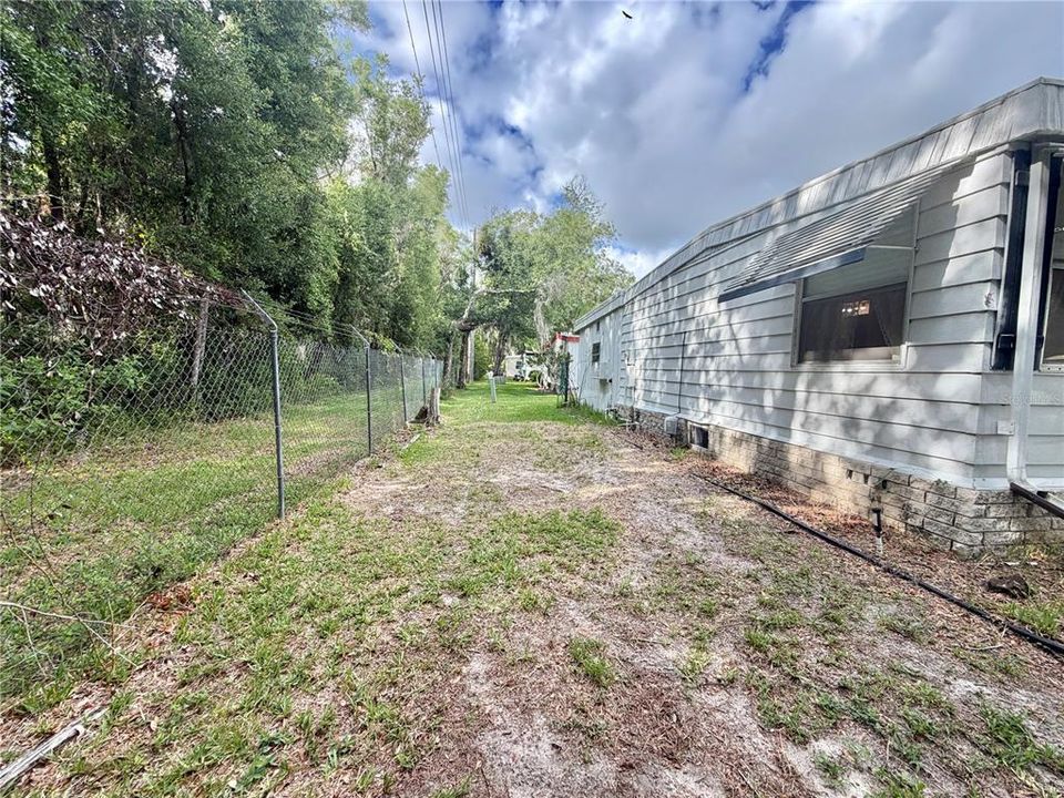 Active With Contract: $69,000 (2 beds, 2 baths, 1344 Square Feet)