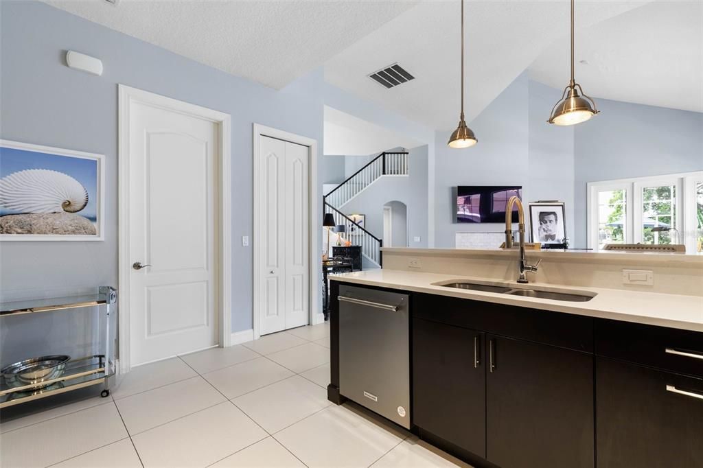 For Rent: $5,500 (3 beds, 2 baths, 2429 Square Feet)