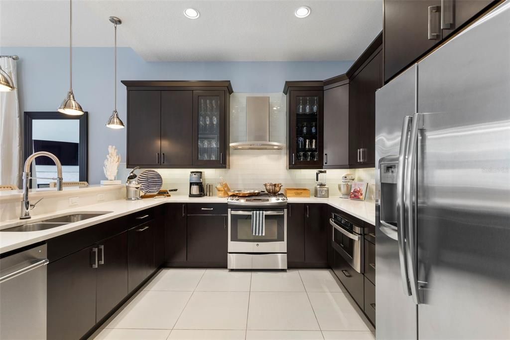 For Rent: $5,500 (3 beds, 2 baths, 2429 Square Feet)