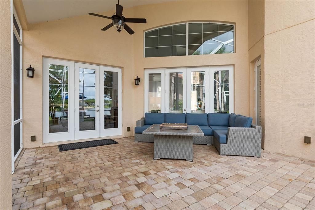 For Rent: $5,500 (3 beds, 2 baths, 2429 Square Feet)