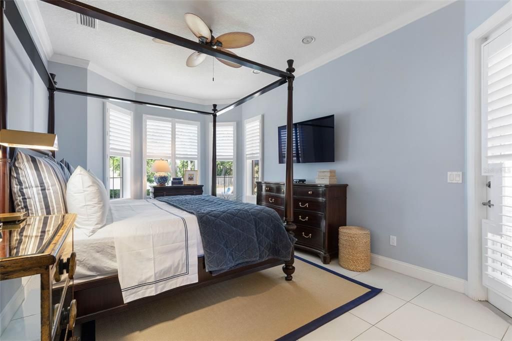 For Rent: $5,500 (3 beds, 2 baths, 2429 Square Feet)