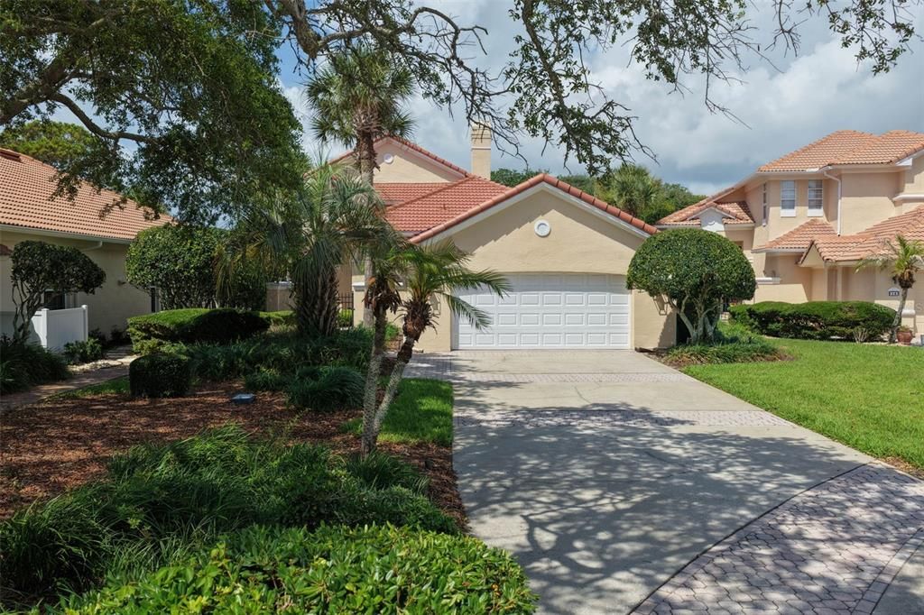 For Rent: $5,500 (3 beds, 2 baths, 2429 Square Feet)