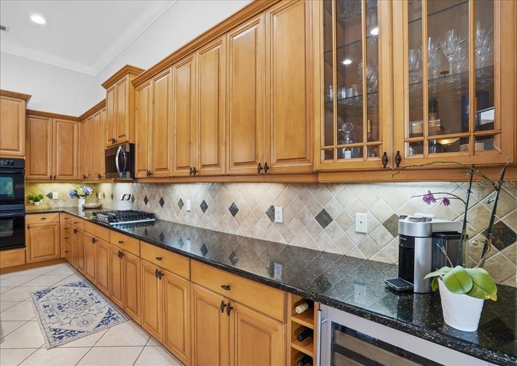 For Sale: $1,140,000 (4 beds, 4 baths, 3431 Square Feet)