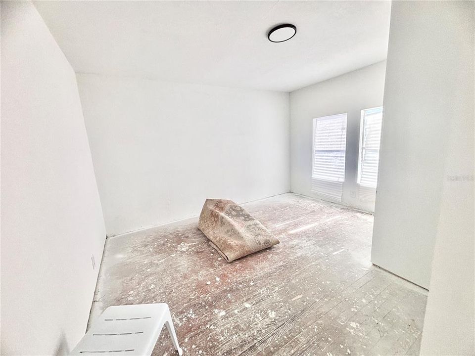 For Sale: $330,000 (0 beds, 0 baths, 1359 Square Feet)