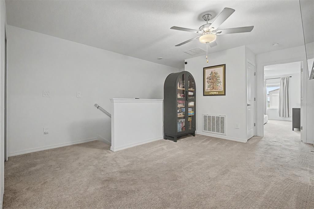 For Sale: $300,000 (3 beds, 2 baths, 1666 Square Feet)