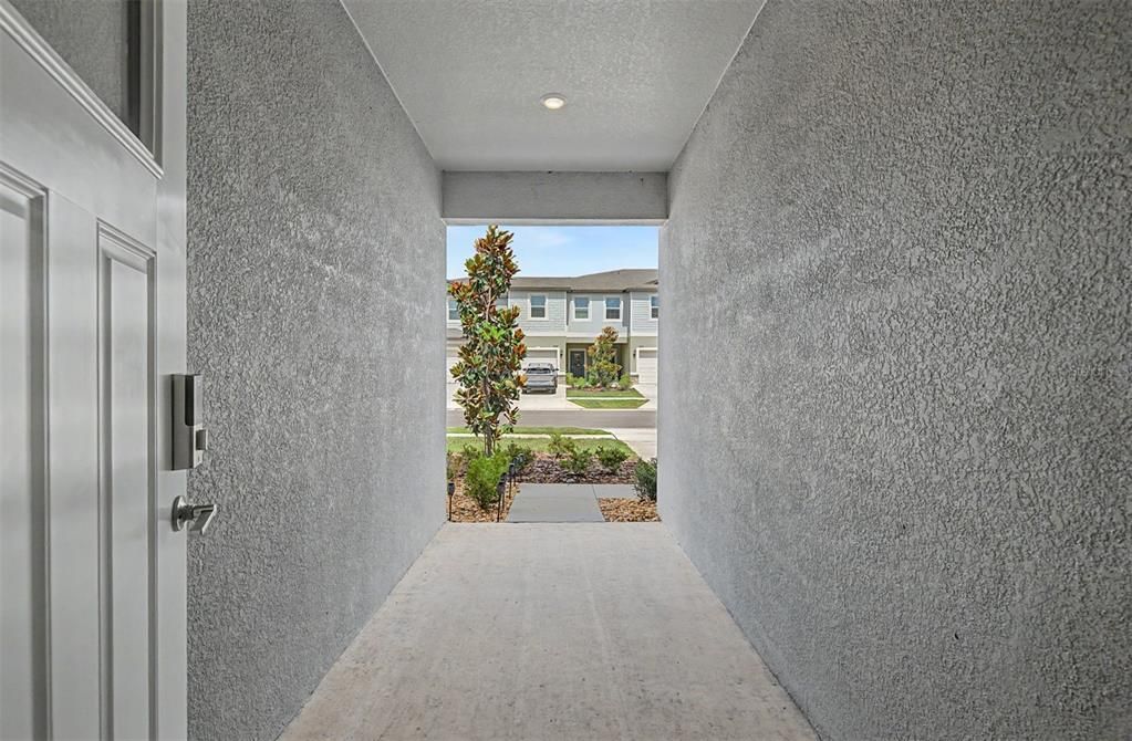 For Sale: $300,000 (3 beds, 2 baths, 1666 Square Feet)