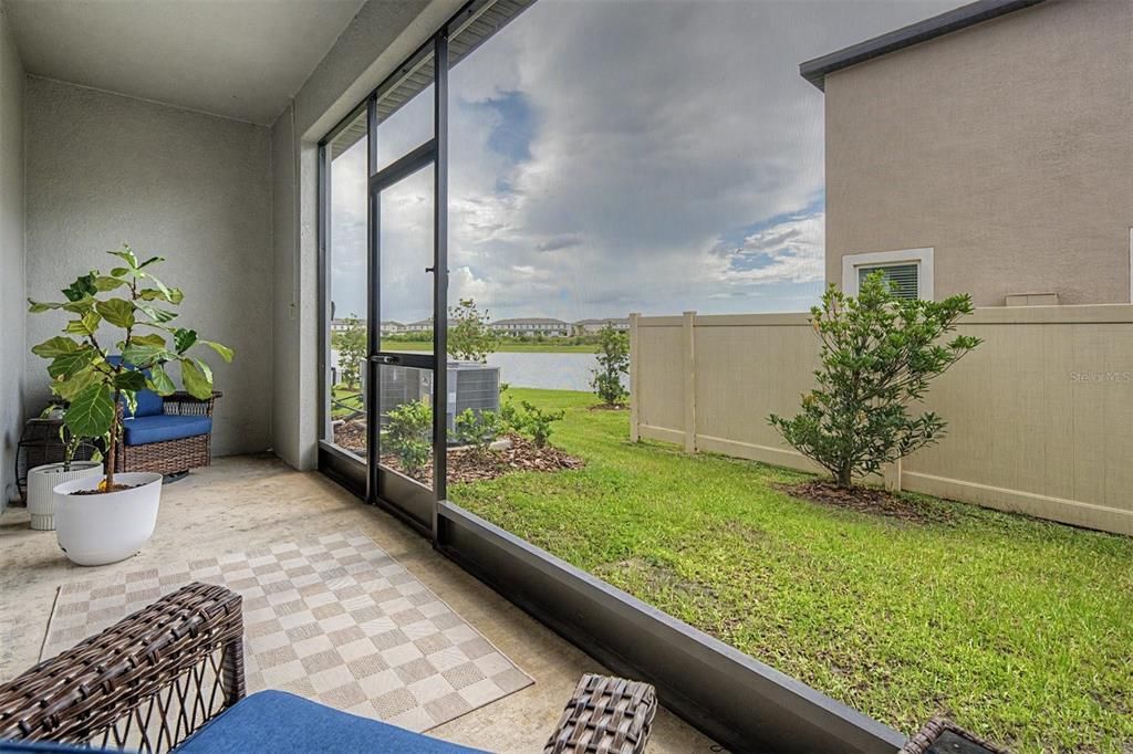 For Sale: $300,000 (3 beds, 2 baths, 1666 Square Feet)