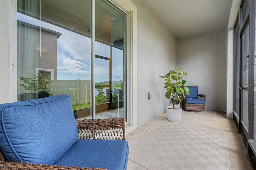 For Sale: $300,000 (3 beds, 2 baths, 1666 Square Feet)