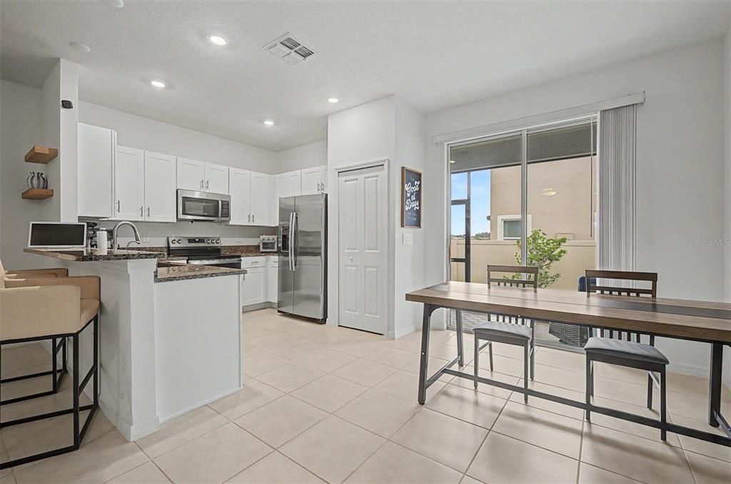 For Sale: $300,000 (3 beds, 2 baths, 1666 Square Feet)