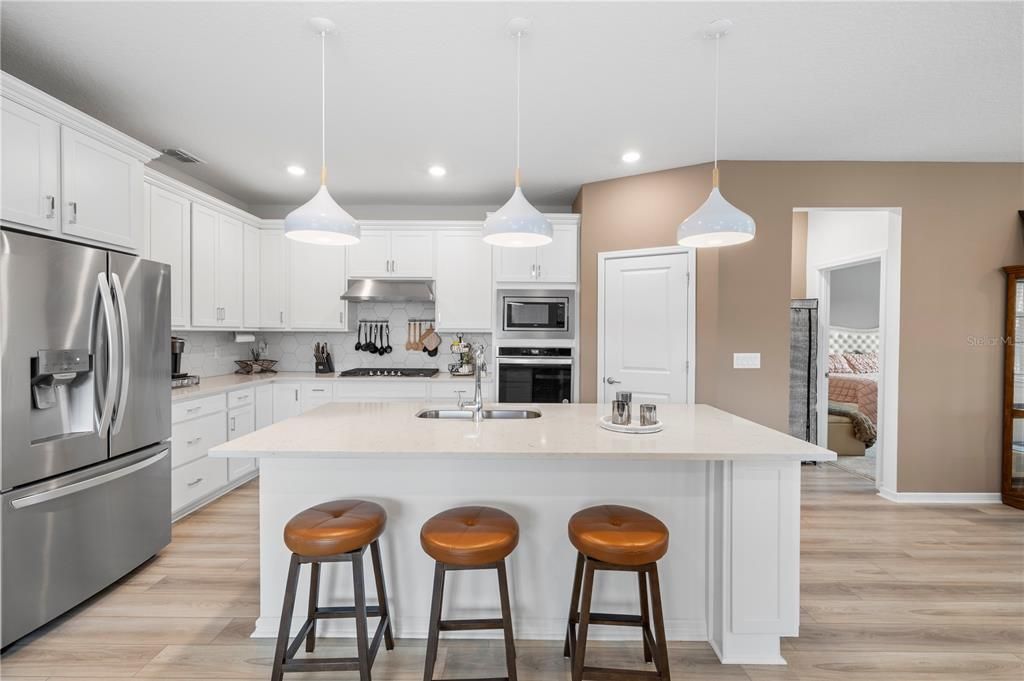 For Sale: $499,900 (3 beds, 3 baths, 2230 Square Feet)