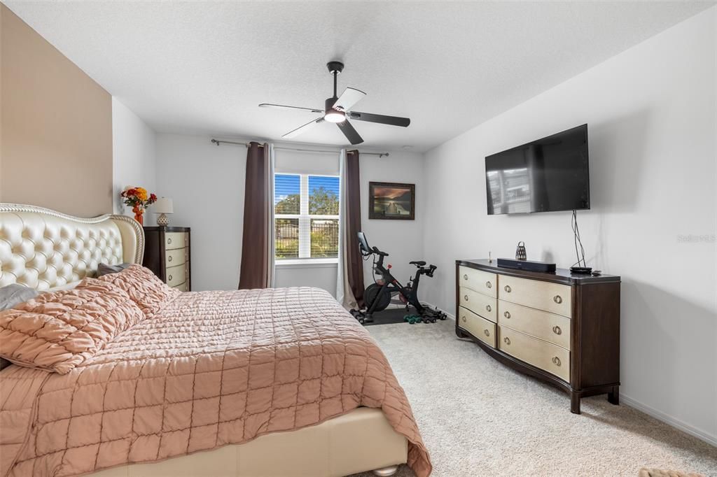 For Sale: $499,900 (3 beds, 3 baths, 2230 Square Feet)