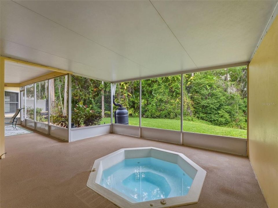 For Sale: $347,900 (3 beds, 2 baths, 1662 Square Feet)