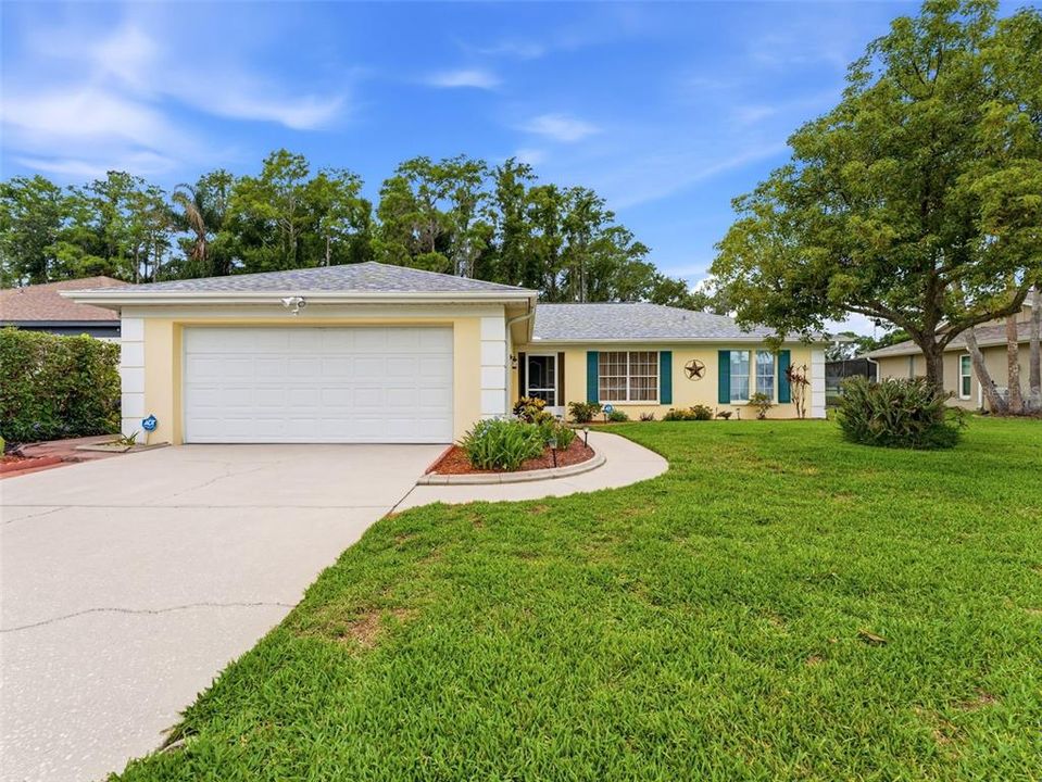 For Sale: $347,900 (3 beds, 2 baths, 1662 Square Feet)