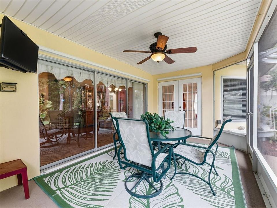 For Sale: $347,900 (3 beds, 2 baths, 1662 Square Feet)