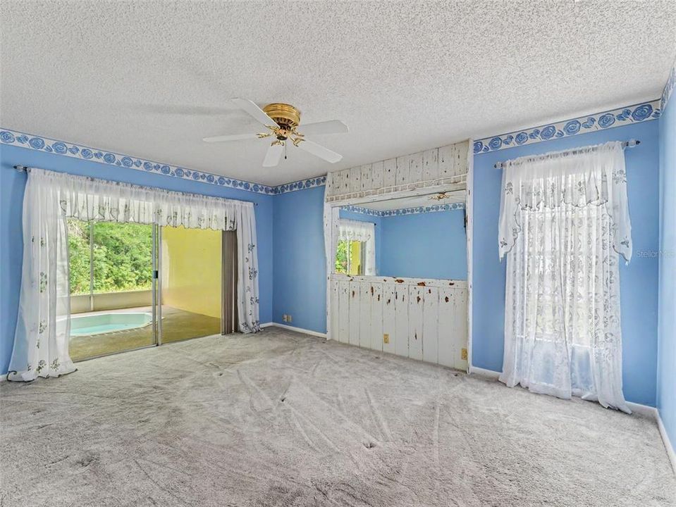 For Sale: $347,900 (3 beds, 2 baths, 1662 Square Feet)