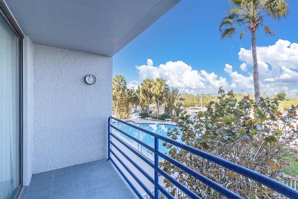 For Rent: $1,800 (2 beds, 2 baths, 1098 Square Feet)