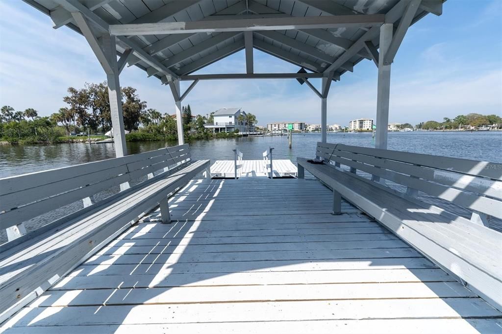 For Rent: $1,800 (2 beds, 2 baths, 1098 Square Feet)