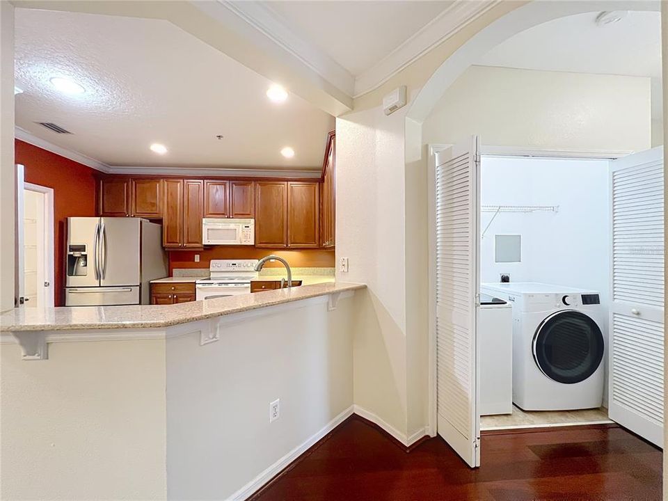 For Sale: $320,000 (3 beds, 2 baths, 1455 Square Feet)