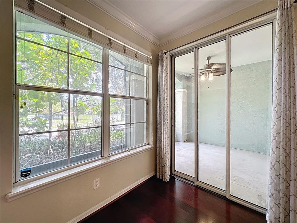 For Sale: $320,000 (3 beds, 2 baths, 1455 Square Feet)
