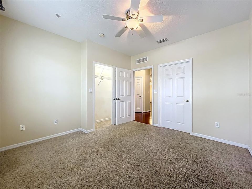 For Sale: $320,000 (3 beds, 2 baths, 1455 Square Feet)