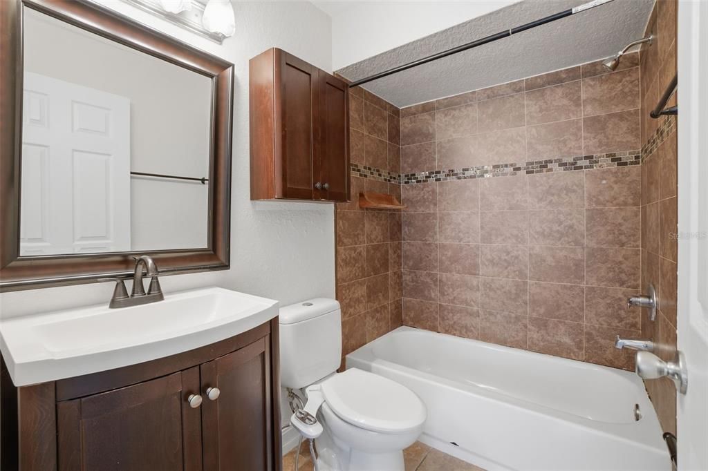 En Venta: $145,000 (2 camas, 2 baños, 912 Pies cuadrados)