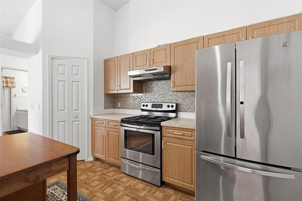 For Sale: $250,000 (3 beds, 2 baths, 1620 Square Feet)