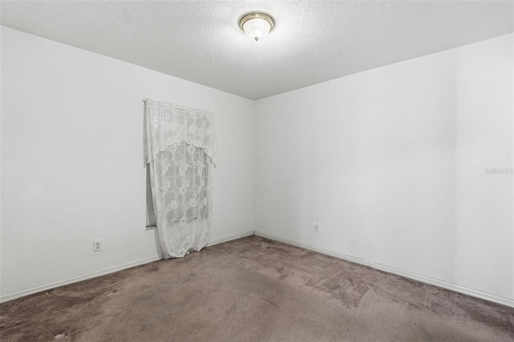 For Sale: $250,000 (3 beds, 2 baths, 1620 Square Feet)