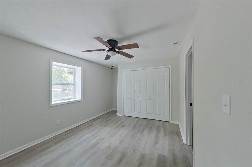 For Sale: $750,000 (5 beds, 3 baths, 5617 Square Feet)