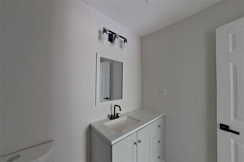 For Sale: $750,000 (5 beds, 3 baths, 5617 Square Feet)