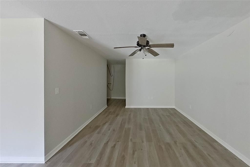 For Sale: $750,000 (5 beds, 3 baths, 5617 Square Feet)